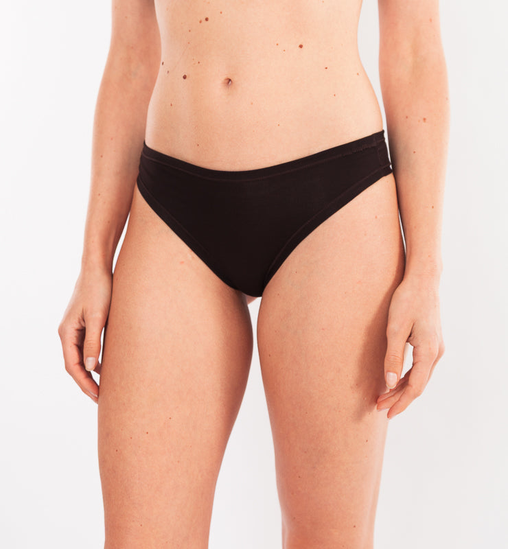 Brazilian briefs in natural fabric