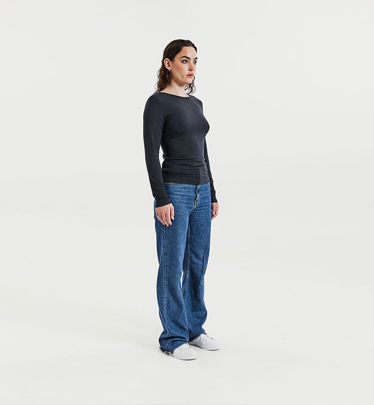 Maglia con Scollatura Profonda sulla Schiena in Viscosa ECOVERO™ - CASAGIN